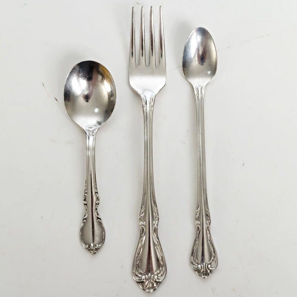 Vintage William A Rogers Oneida Silver Plated Spoon/Fork Set + Reflections Spoon